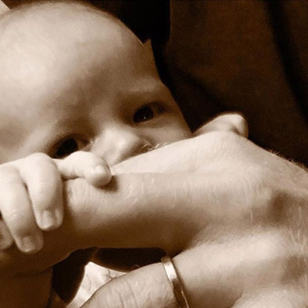 Archie, ahora sí podemos comparar, ¿son los ojos de papá?