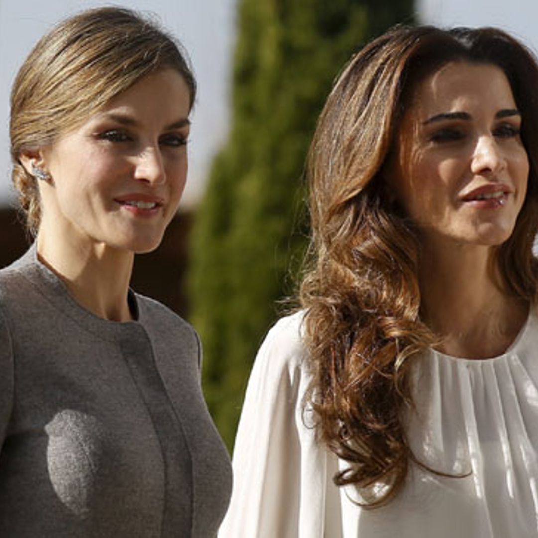 Los Reyes comparten con Abdalá y Rania de Jordania un almuerzo de trabajo en el Palacio Real