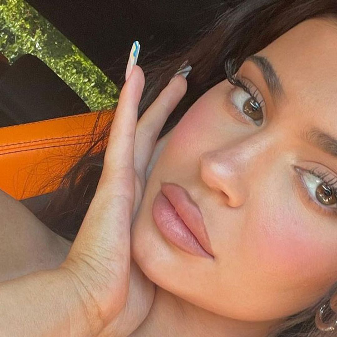 "Tenemos que volver a la vida sin filtros": Kylie Jenner busca su lado más natural