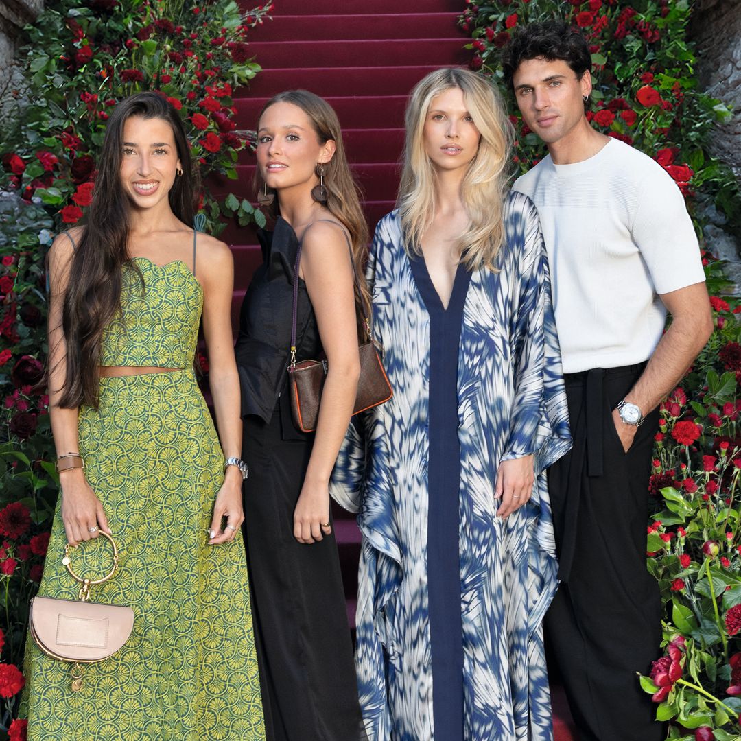 Katia y Dani Illescas con la también 'influencer' Mónica Celada y María Monfort Matutes, en los recientes 'Premios 30 Best Of The Best', organizados por la revista '¡HOLA! Viajes