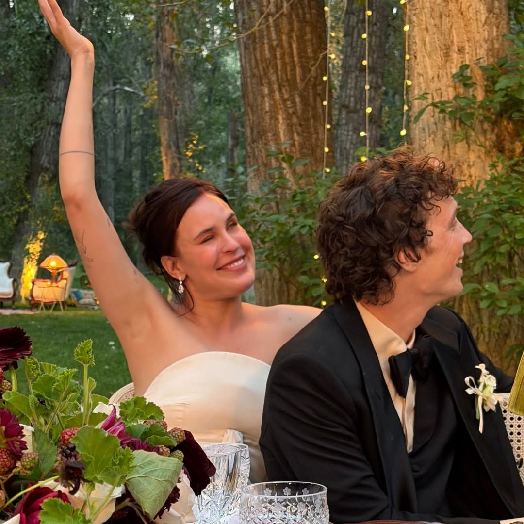 Tallulah, hija de Bruce Willis, publica la primera foto con él tras su boda y la imagen ya ha dado la vuelta al mundo