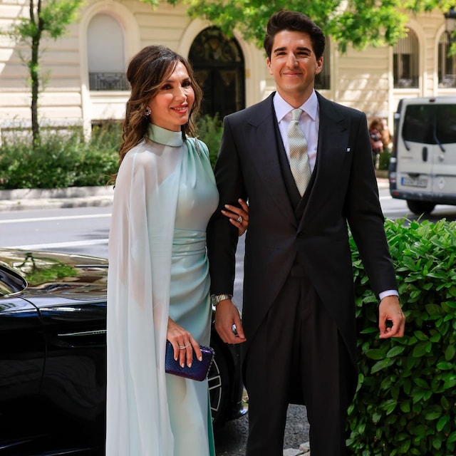 Javier García Obregón con su madre Paloma Lago el día de su boda
