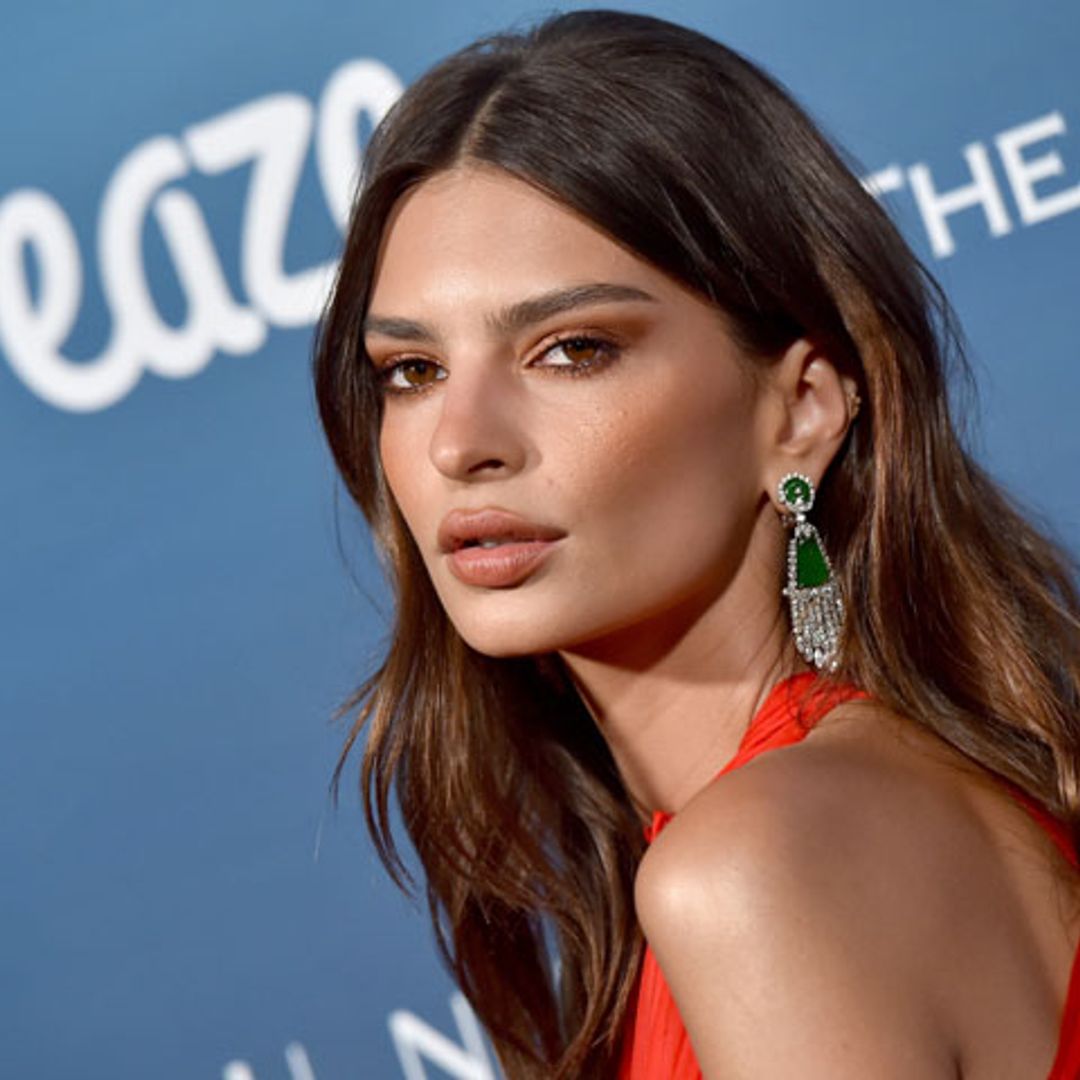 ¿Cuánto cuesta tener la piel perfecta de Emily Ratajkowski?