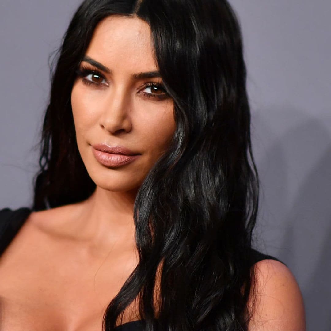 Kim Kardashian anuncia que quiere recuperar su rubio ceniza más natural