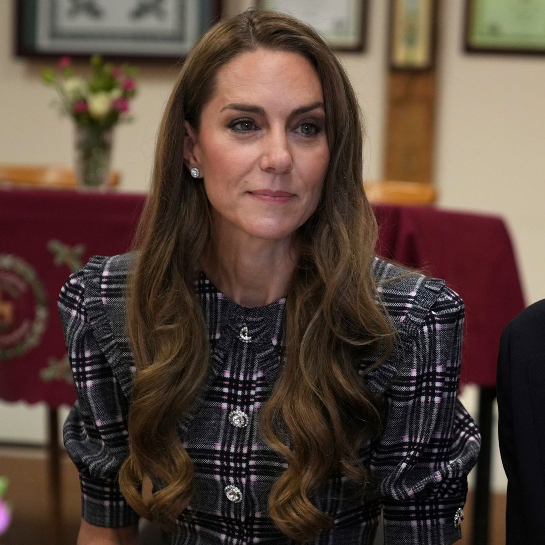 El guiño a Isabel II y Lady Di escondido en el vestido de Kate Middleton