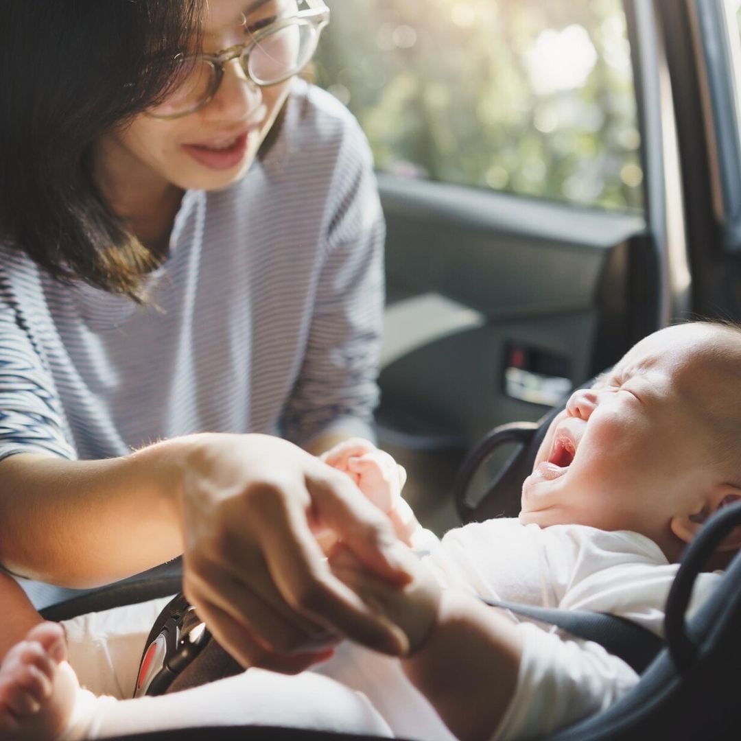 ‘Mi bebé no para de llorar cuando le monto en el coche, ¿qué hago?’