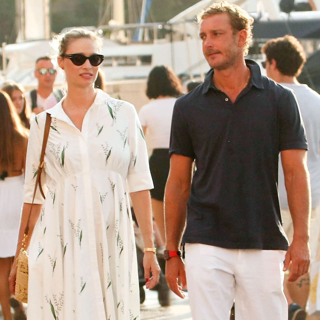 La aristócrata espera su tercer hijo con Pierre Casiraghi y, antes de la llegada de su pequeña, han disfrutado de unos días de descanso en Saint-Tropez