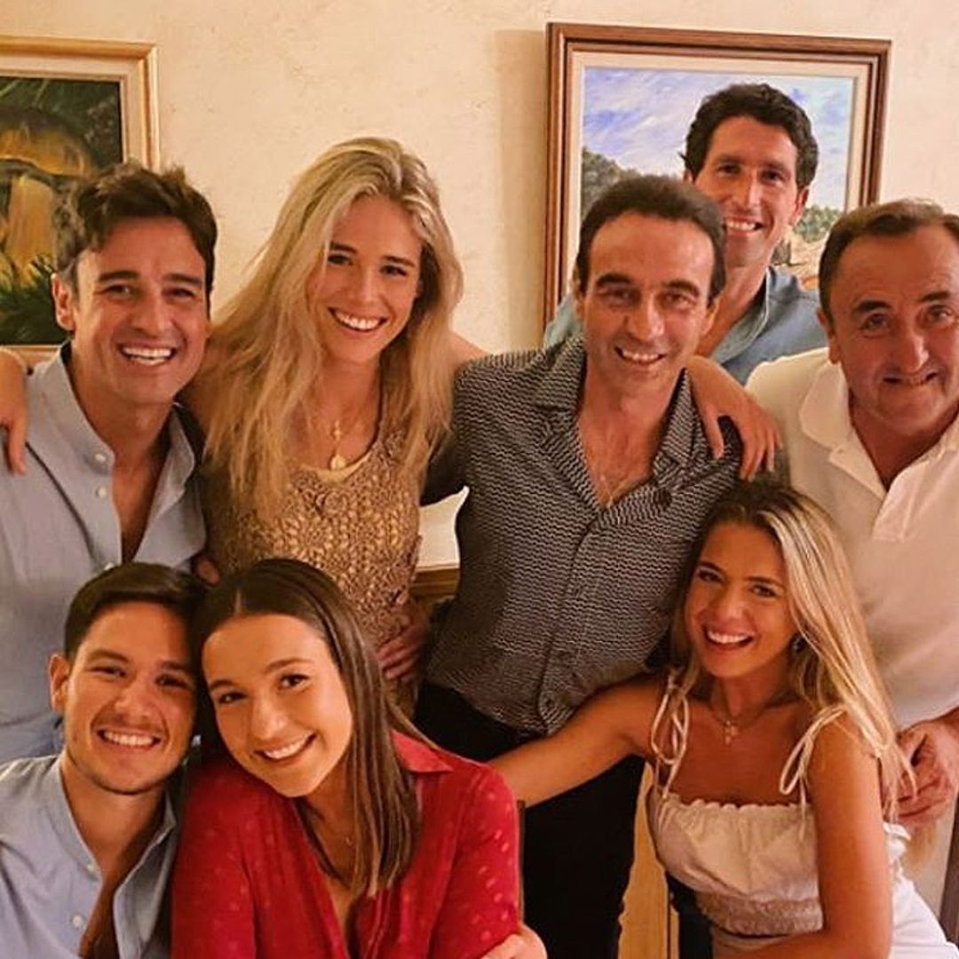 Enrique Ponce, de celebración con Ana Soria tras su tarde de toros en Plasencia