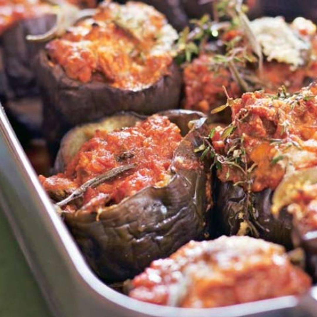 Berenjenas rellenas a las finas hierbas
