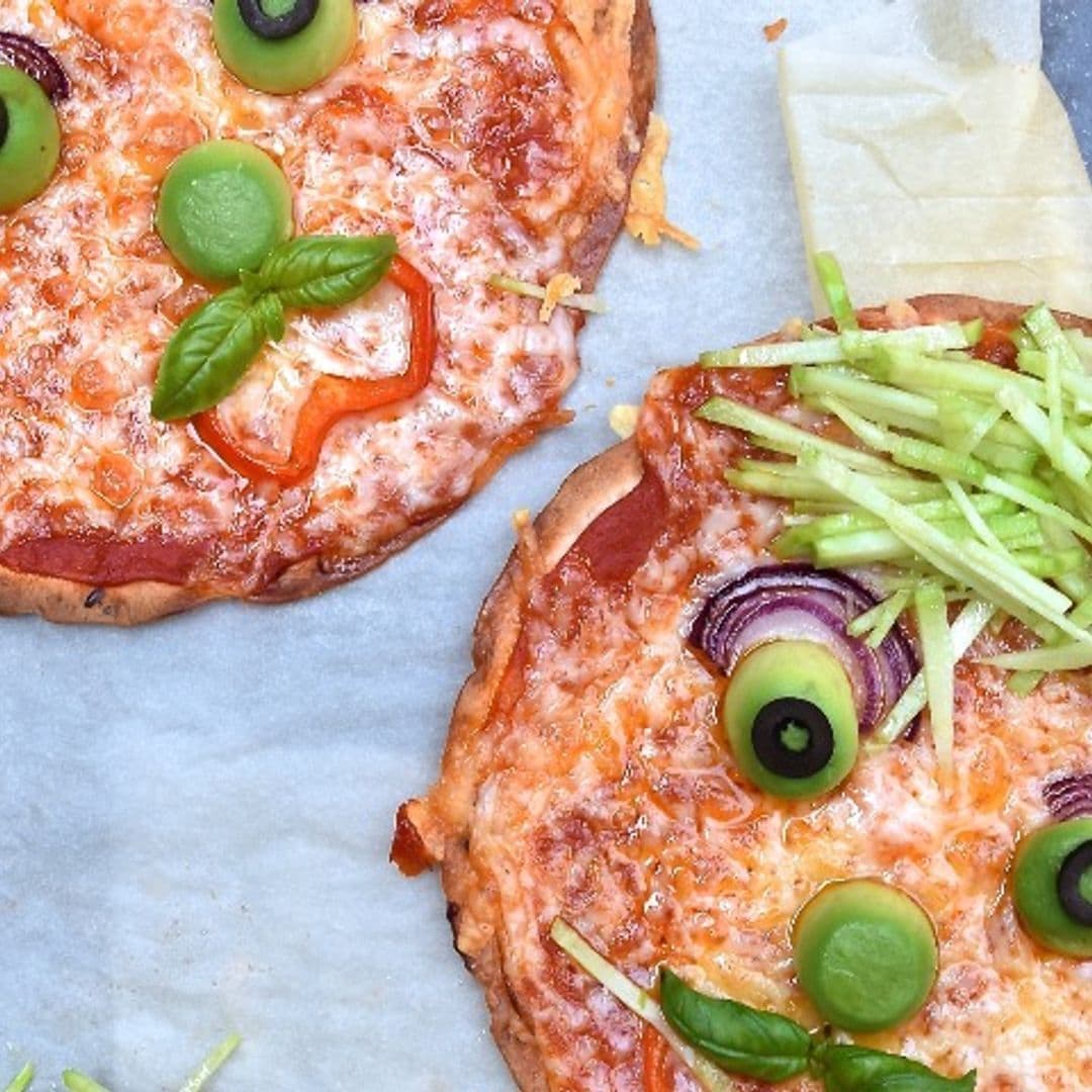 Pizzas divertidas con aguacate
