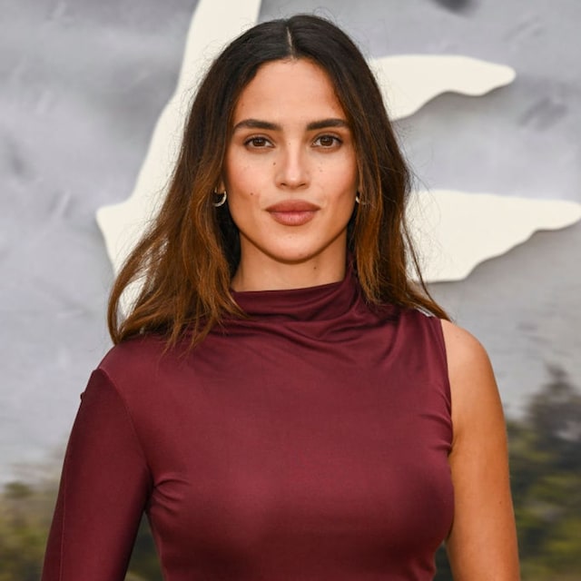 Adria Arjona, nombrada Latina Powerhouse 2024 en Entretenimiento
