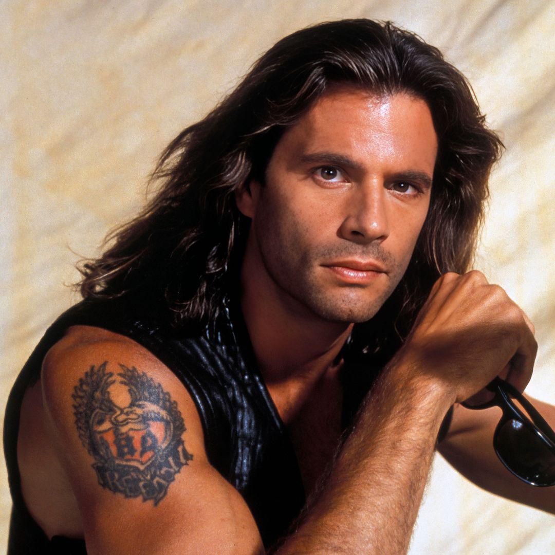 Lorenzo Lamas, en un fotograma de "Renegade"