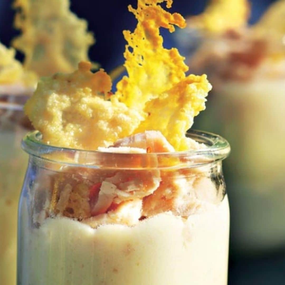 Vasitos de endibias con jamón y queso parmesano