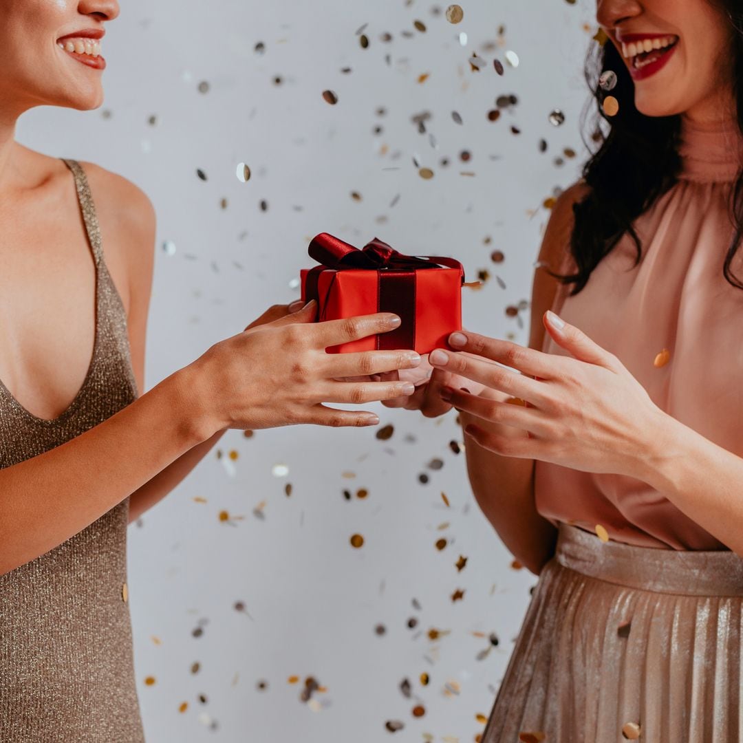 12 ideas de regalos originales para mujer por menos de 40€