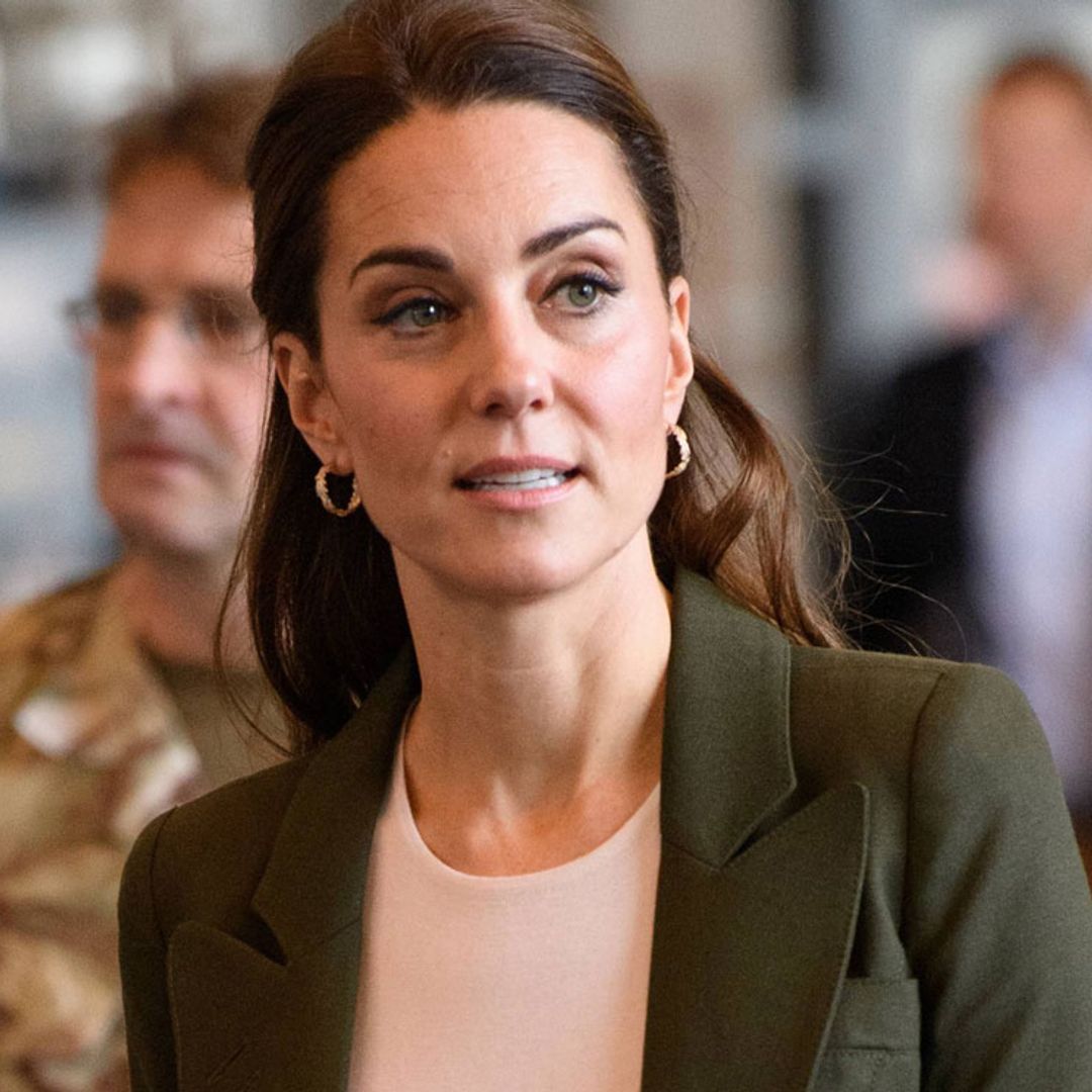 Las 'royals' llevan 7 años triunfando con traje de chaqueta gracias a este truco