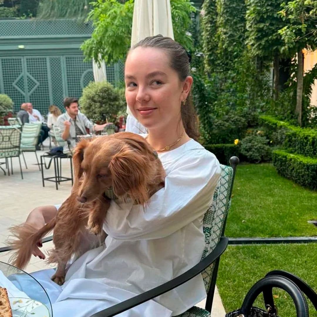 La camiseta de Alejandra de Hannover que cuesta menos que un café en Mónaco