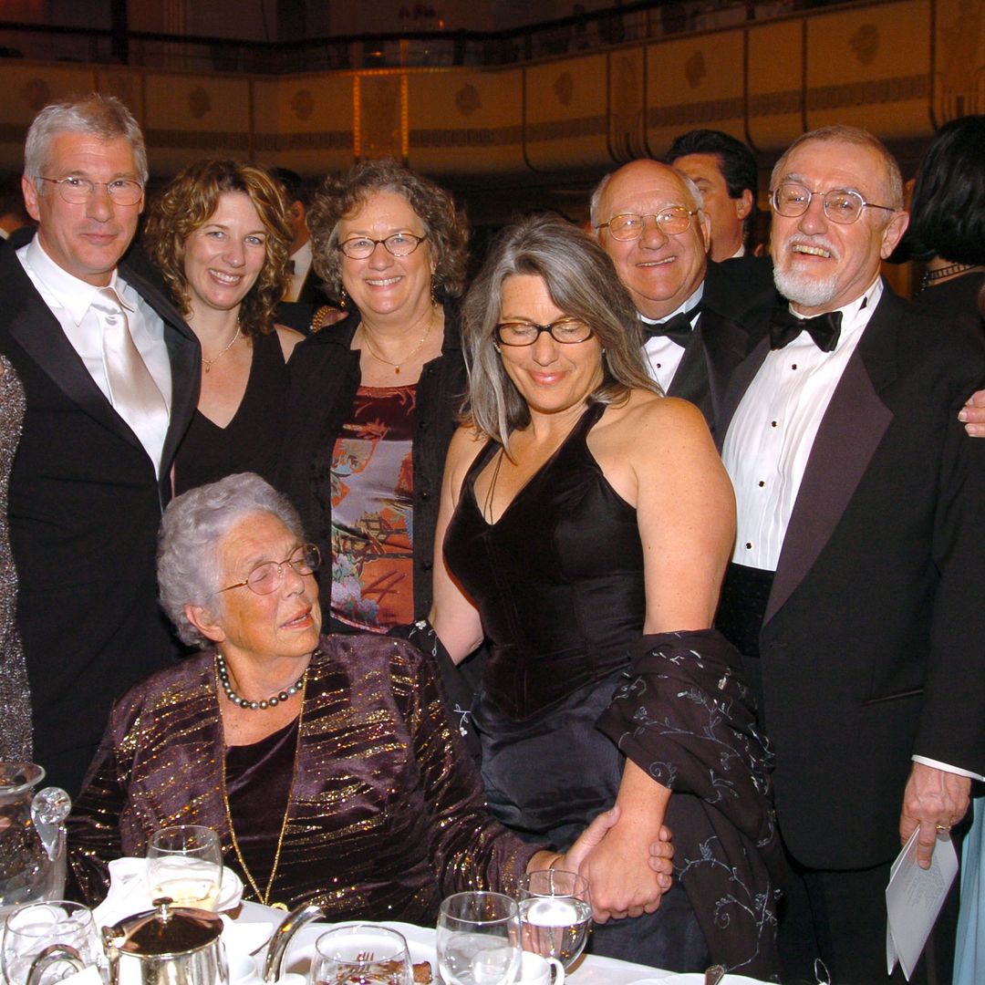 Así es la familia numerosa de Richard Gere: de sus padres a sus cuatro hermanos que siempre han estado en un discreto segundo plano