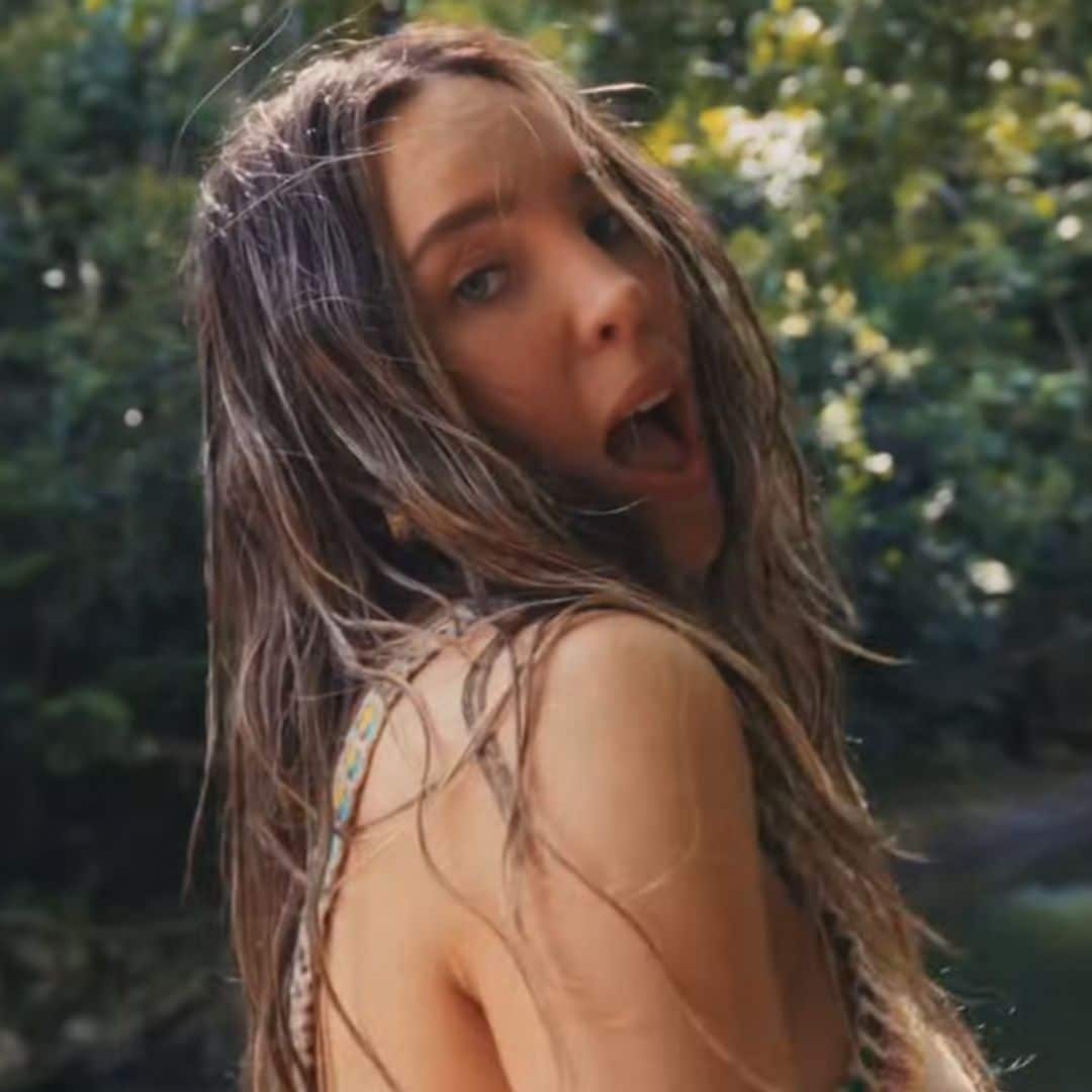 En el adelanto del video, Belinda dejó cautivados a sus fans con su belleza.