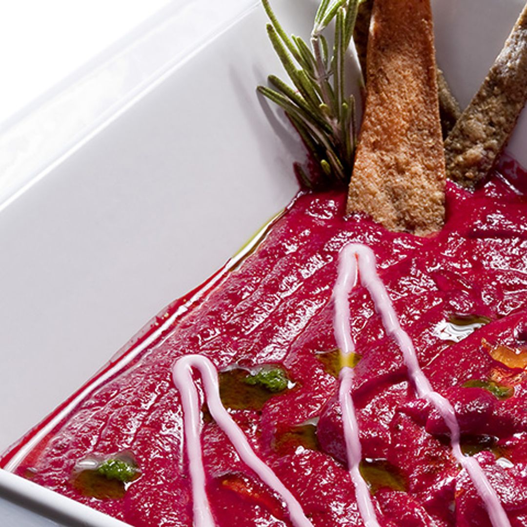 Salmorejo de moras con Thermomix, lo sano ¡también es sabroso!