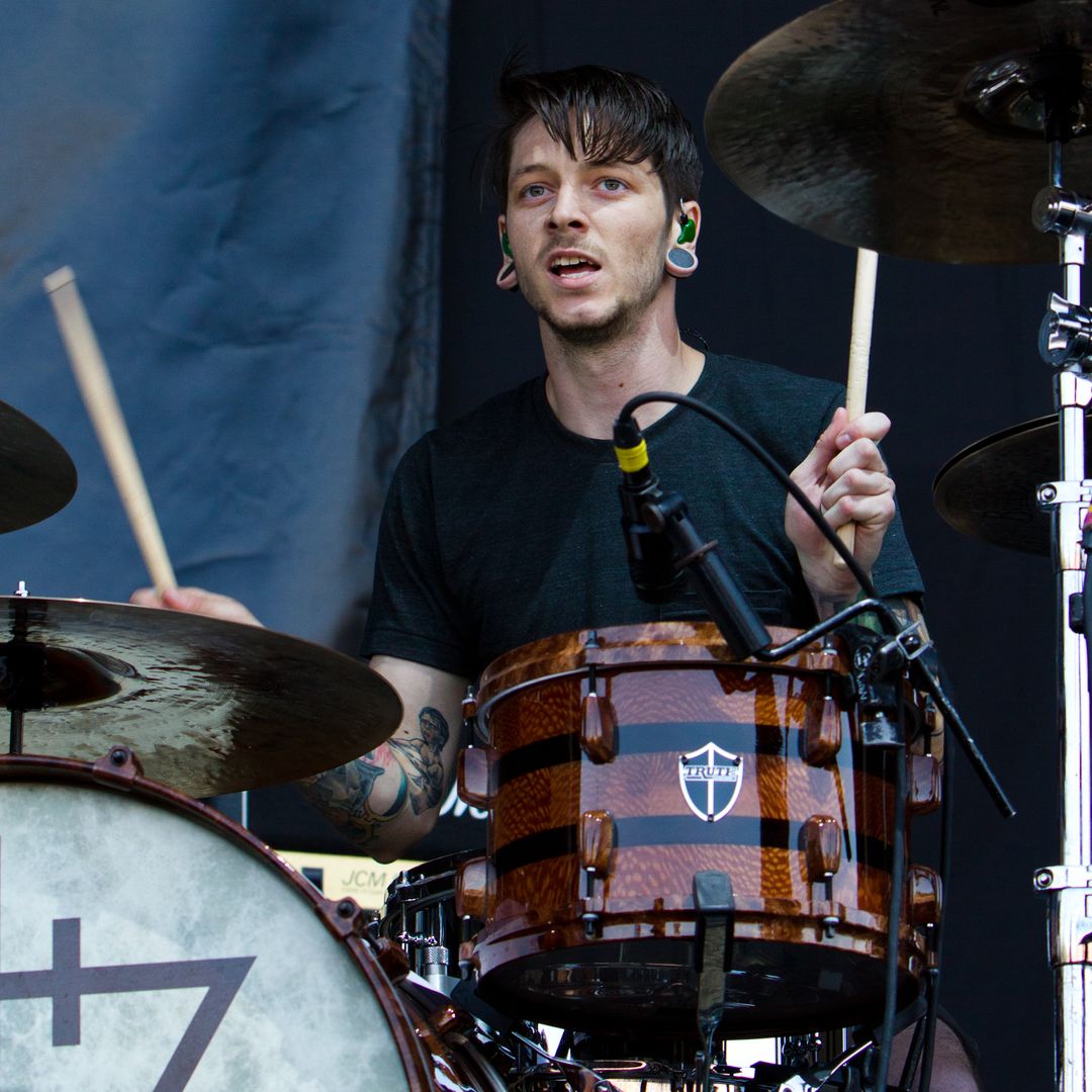 Exbaterista de la banda The Devil Wears Prada muere en aparatoso accidente aéreo en San Diego