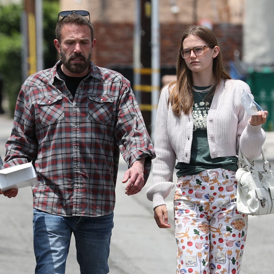 Ben Affleck es captado con su hija Violet luego de que revelara su discusión con su madre