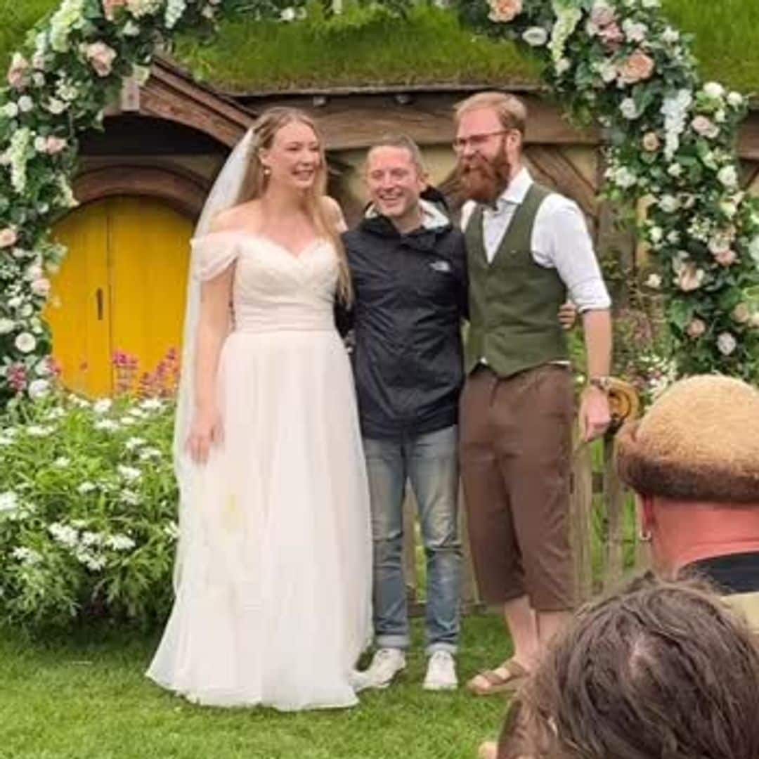 La sorpresa viral de Elijah Wood a unos novios en su boda en Hobbiton
