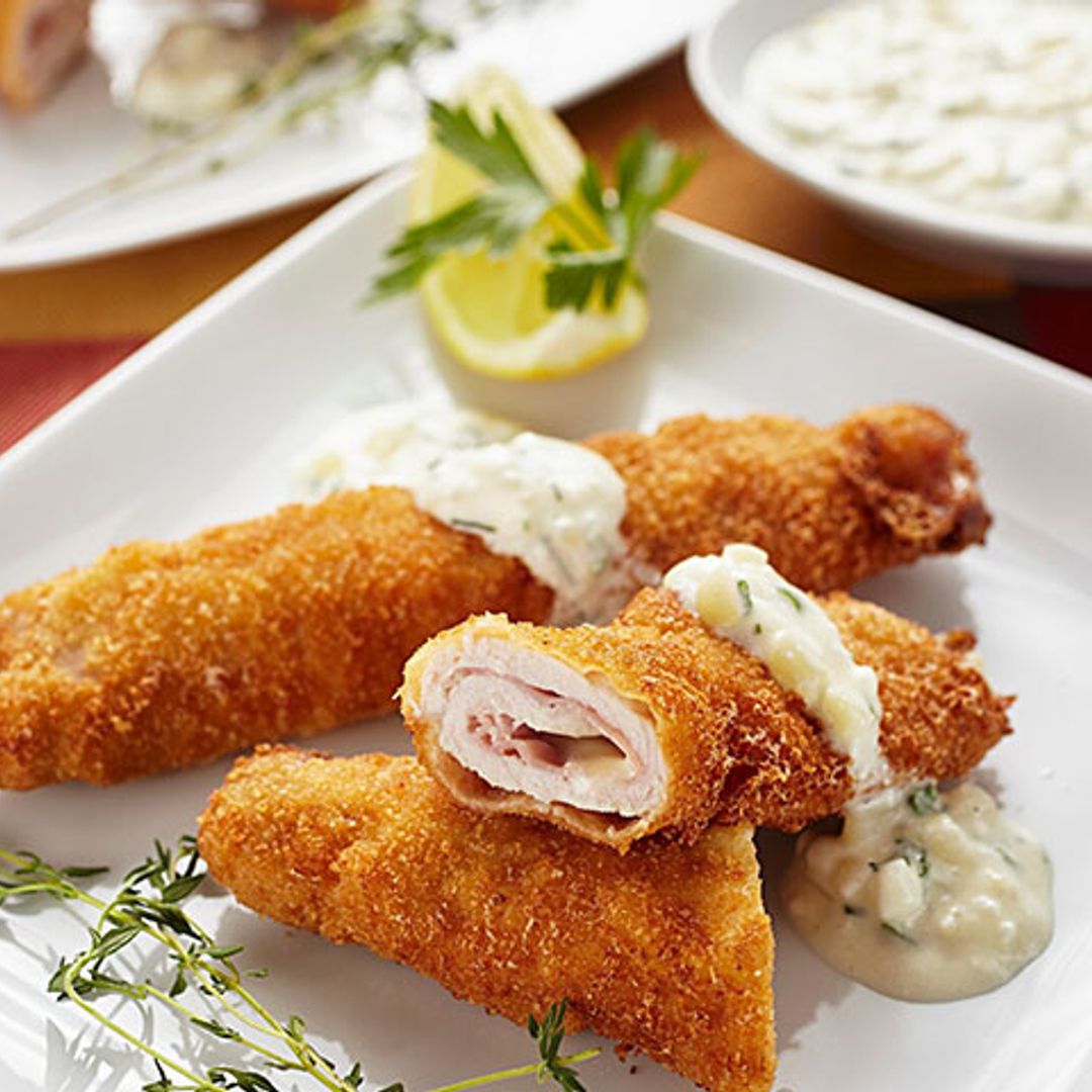 Cordon Bleu de pollo con salsa tártara