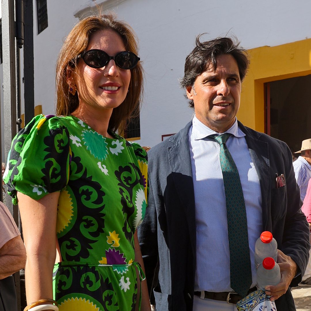 Curro y Nicolás, hijos de Fran Rivera y Lourdes Montes, sorprenden como dos pequeños toreros de 1 y 7 años: las fotos