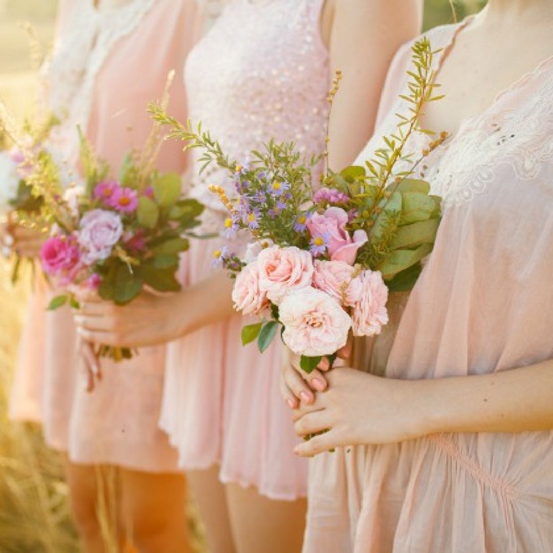 Amarillo, rosa cuarzo y 'baby blue': Tres colores de boda para la primavera