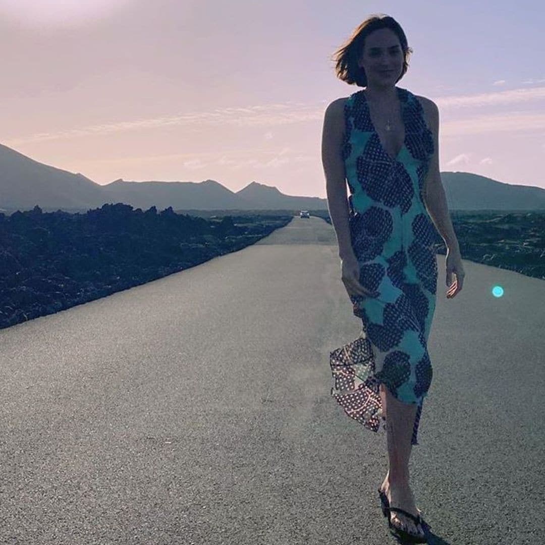 Tamara Falcó y el vestido 'midi' de verano que seguirá siendo tendencia dentro de 10 años