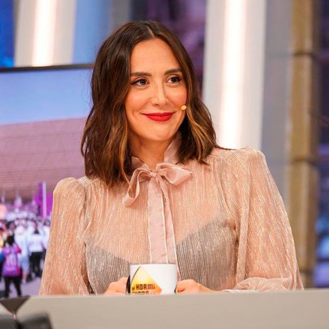 Terciopelo y transparencias: Tamara Falcó se apunta a la tendencia 'sexy' y sofisticada de la temporada