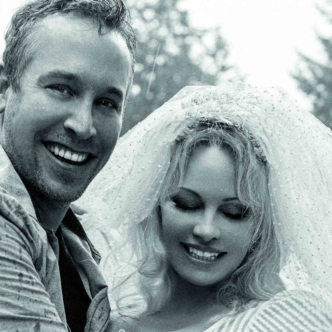 Las imágenes de la boda secreta de Pamela Anderson