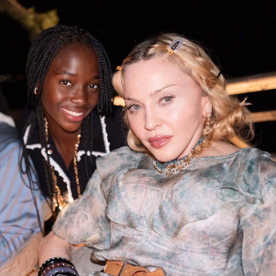 Madonna celebra los 14 años de Stella y Estere con sus recuerdos más íntimos: "Sentí una conexión profunda desde el momento en que las conocí"
