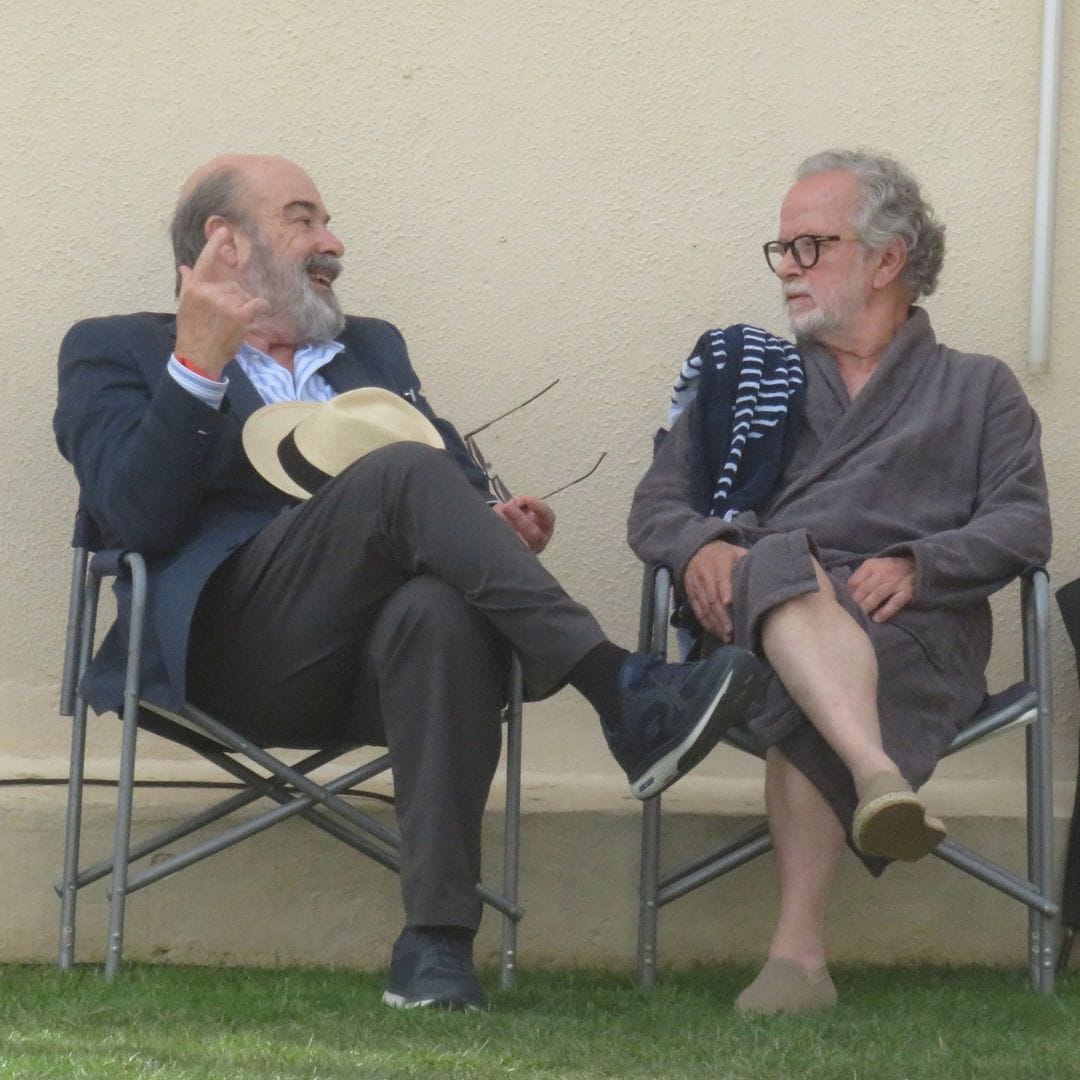 Antonio Resines y Fernando Colomo durante "Sentimos las molestias" en Torremolinos. 8 de noviembre de 2022