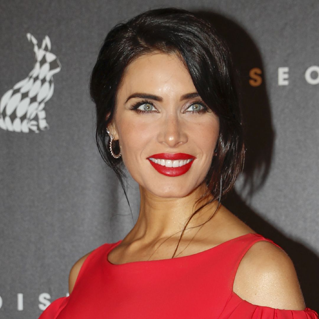 Pilar Rubio, una premamá de rojo: 'Tenemos muchos nombres, va a ser un problema ponernos de acuerdo'