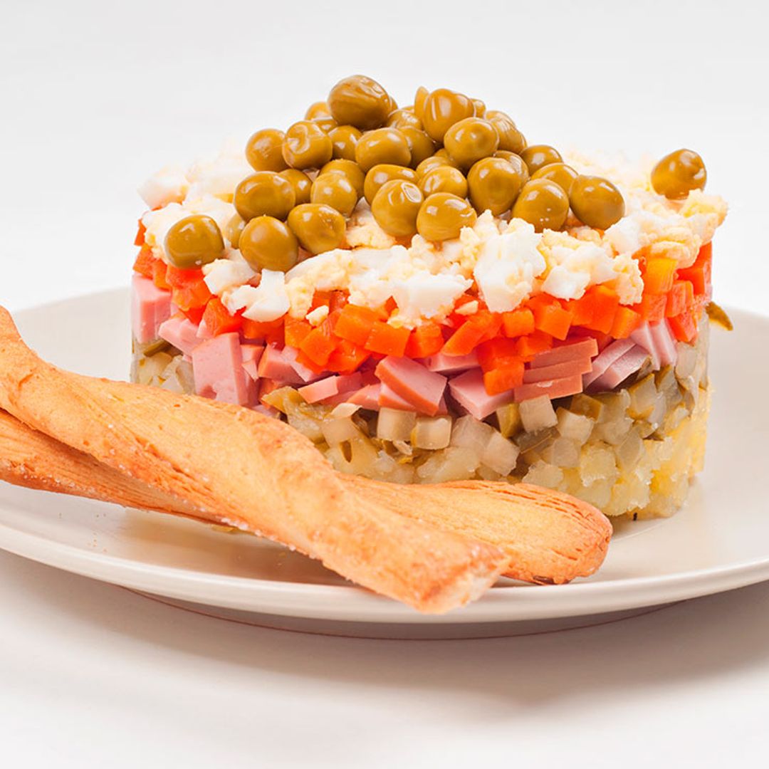 Cómo dar un toque diferente a la clásica ensaladilla rusa