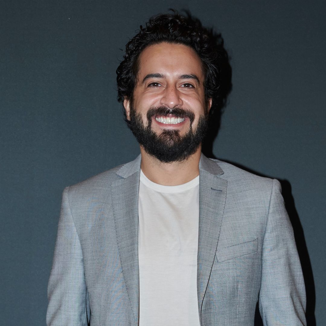 Daniel Tovar revela si Adal Ramones aprueba el noviazgo que mantiene con su hija Paola