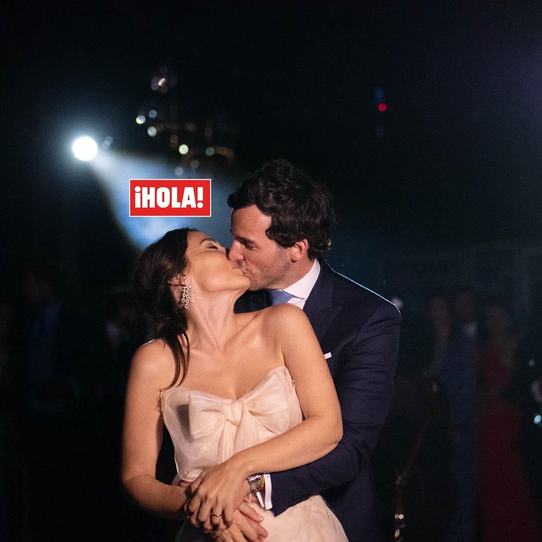 El romántico regalo de Íñigo a Tamara: una lluvia de drones con mensajes de amor