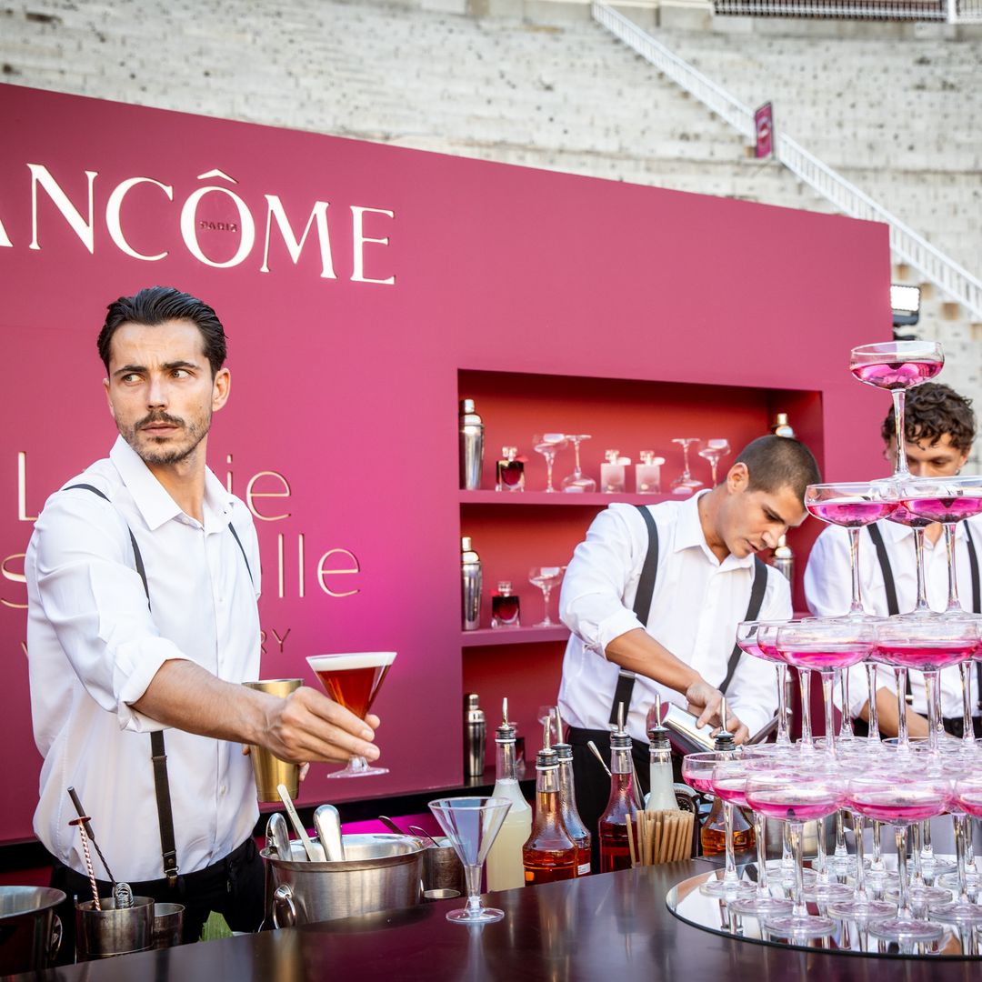 El icónico perfume que inspiró cuatro cócteles y convirtió los premios GEN ¡H! en un juego de aromas y sabores
