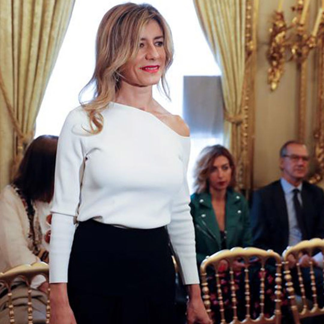 Begoña Gómez luce el escote más estilizador en su nueva cita con la moda española