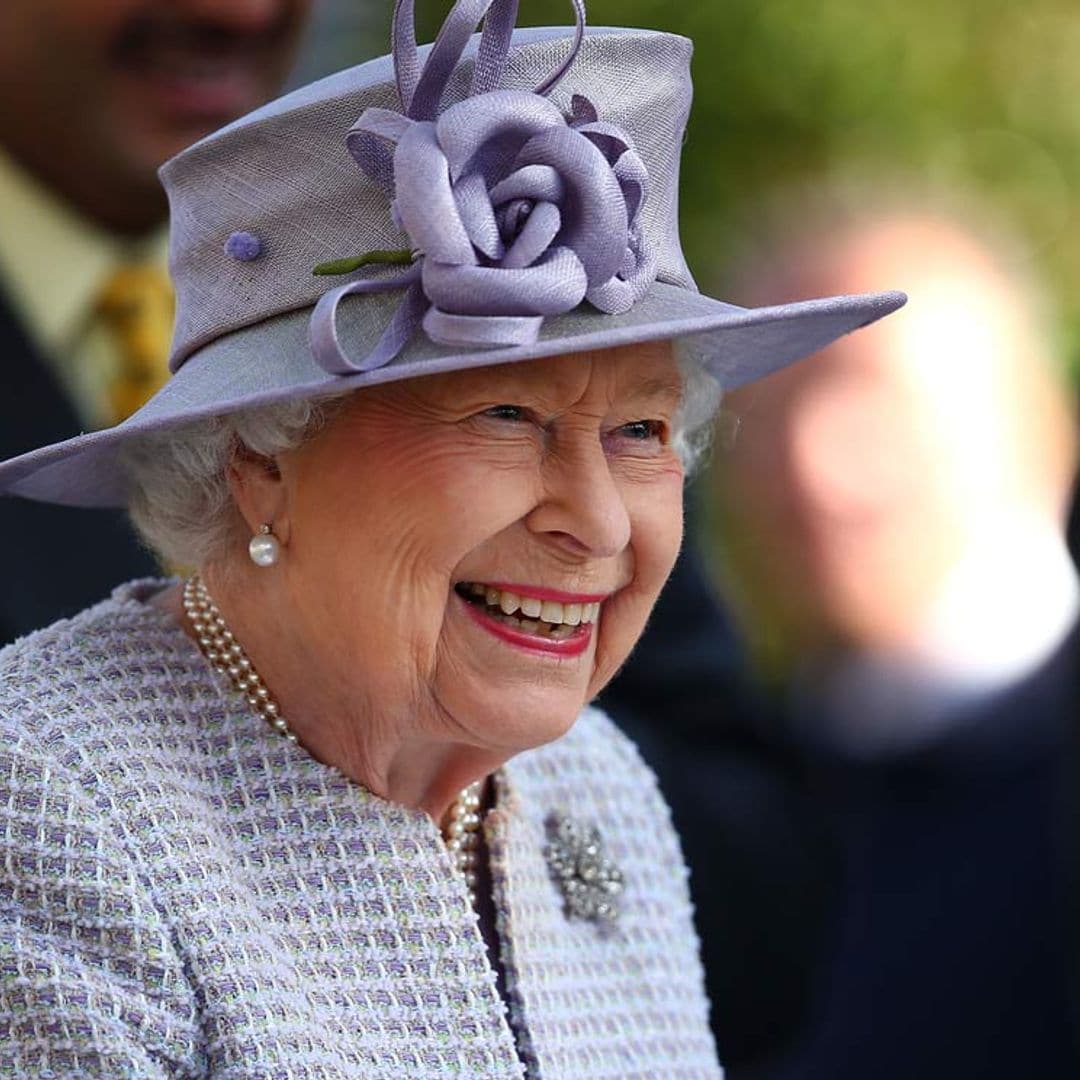 Videollamadas, paseos a caballo y planes para dos importantes fechas: el confinamiento de Isabel II