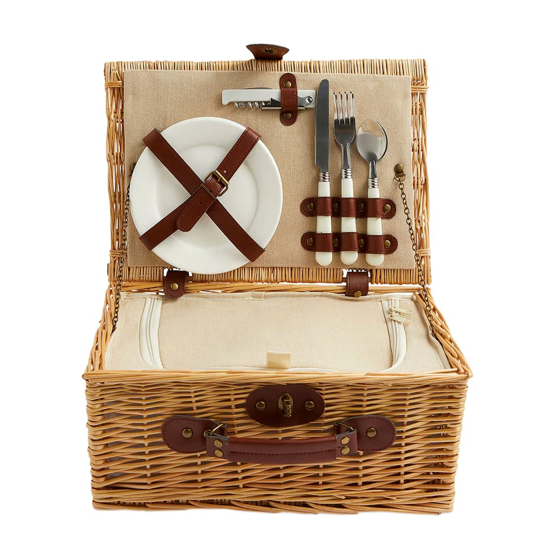 Cesta de pícnic, de El Corte Inglés Home (59,95 €).