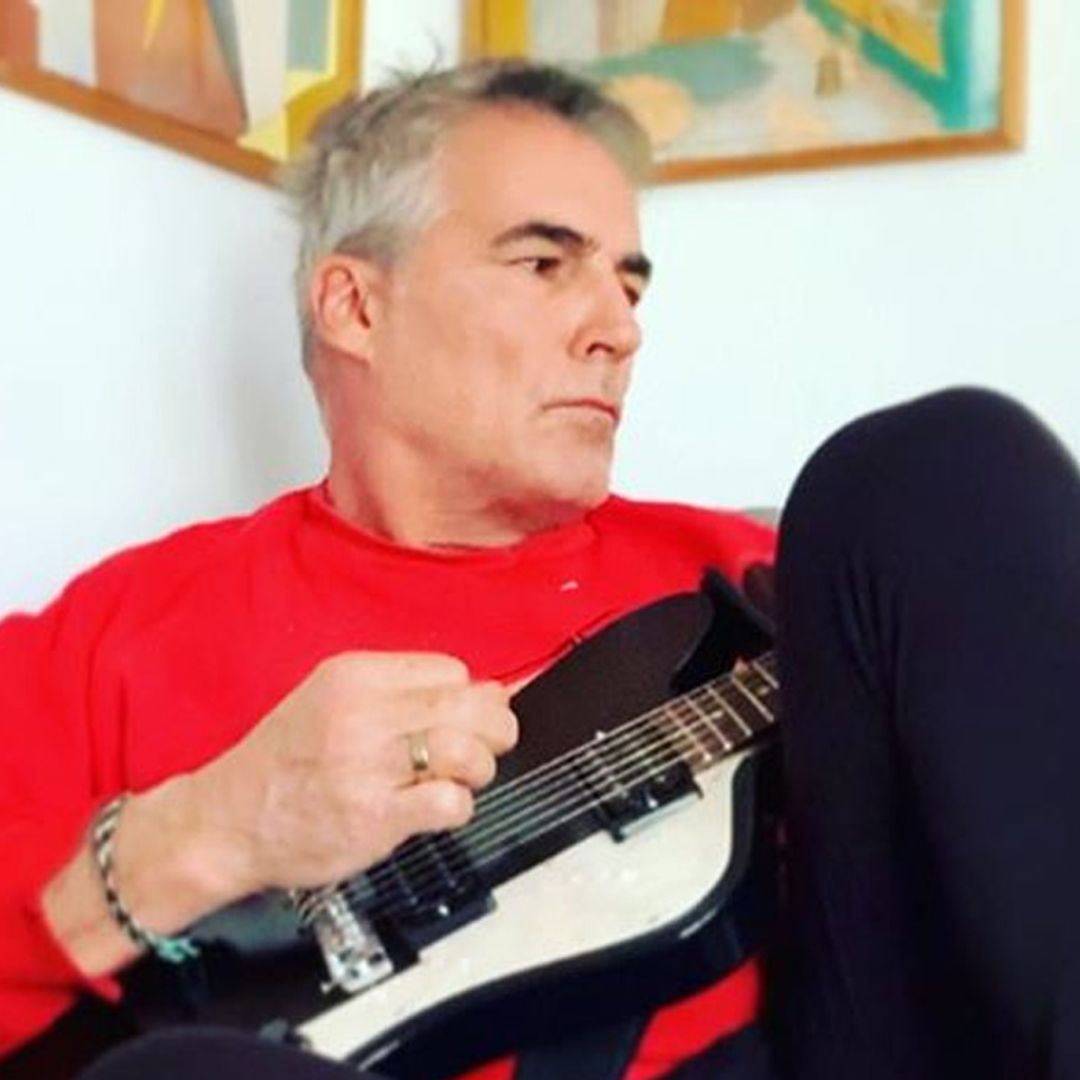 David Cantero pone música a sus aplaudidos comentarios sobre la crisis del coronavirus