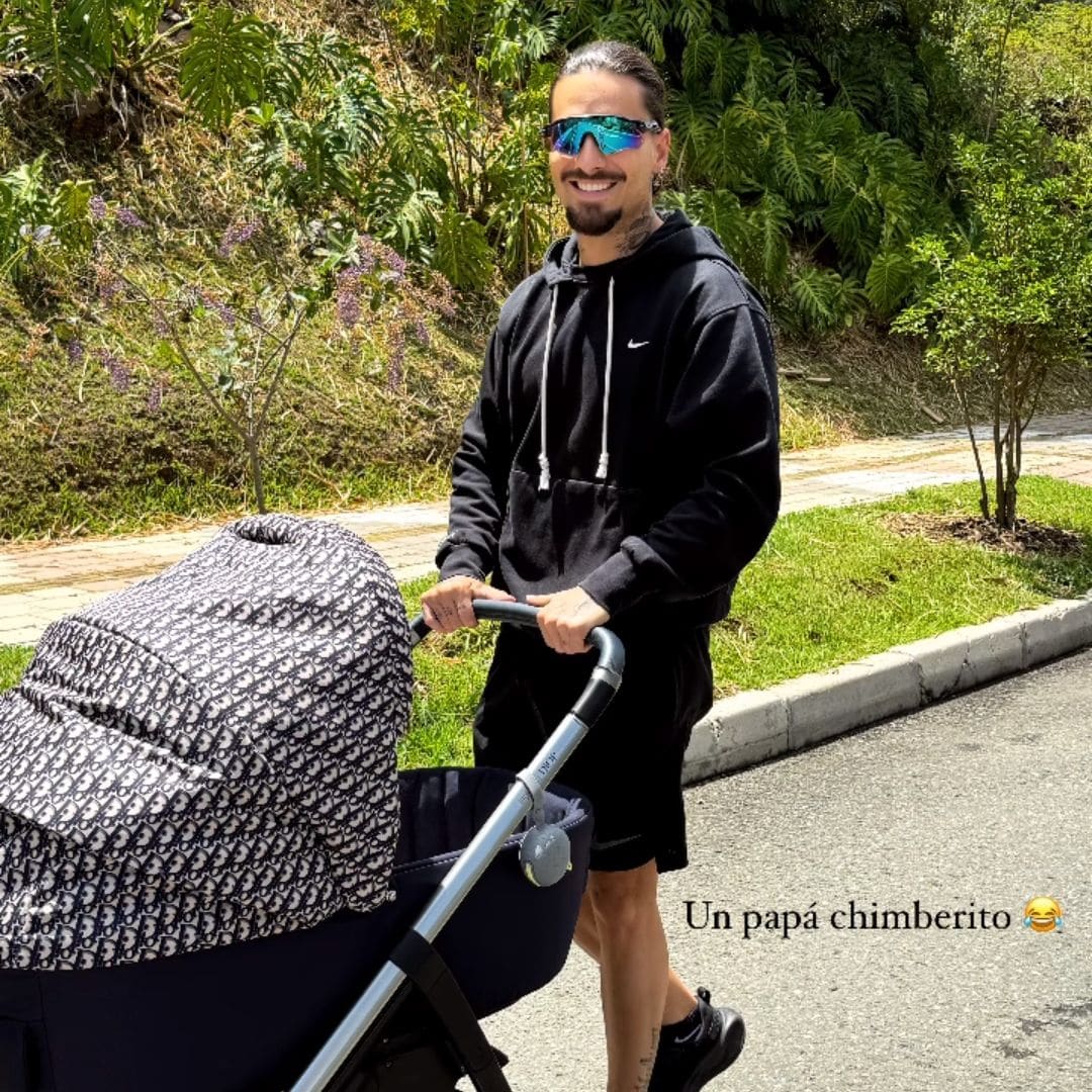 Maluma y su hija Paris