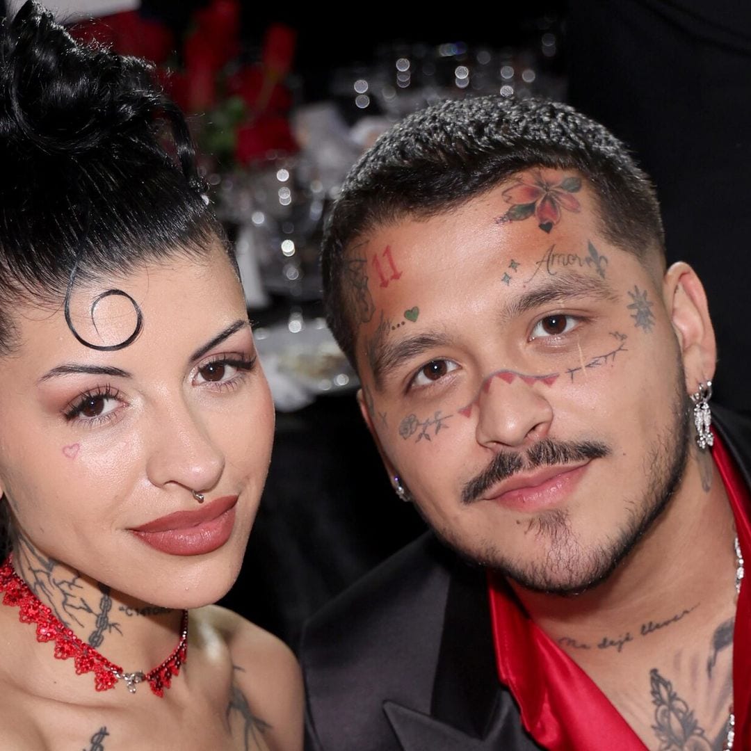 Cazzu y Christian Nodal esperan su primer bebé; ella lo confirma en pleno concierto