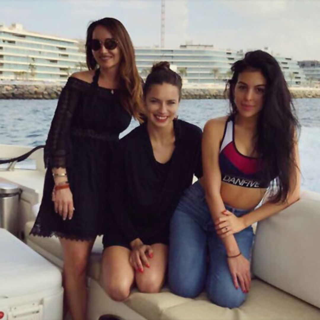 Georgina Rodríguez de 'tour' por Dubai con Adriana Lima