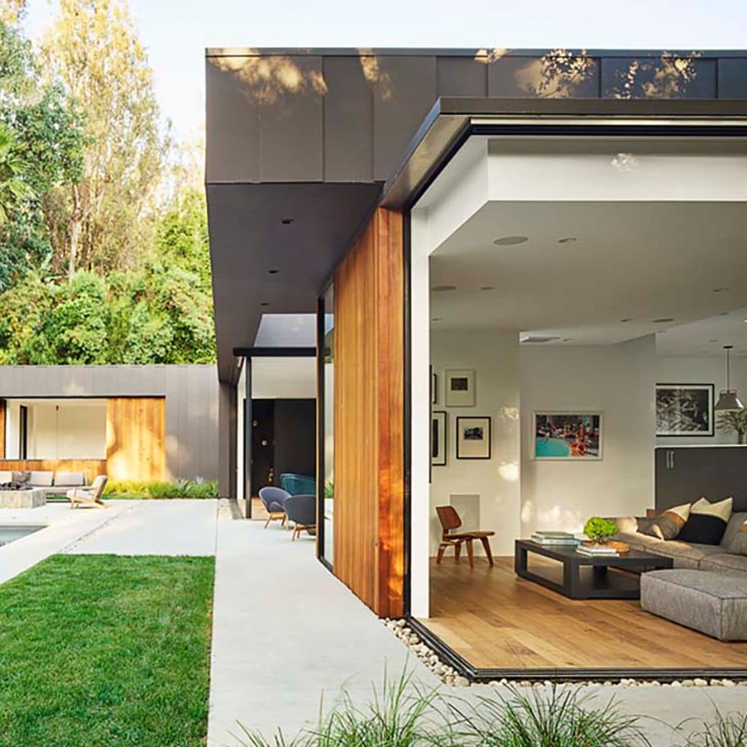 Vivir sin paredes: una moderna casa 'de cristal'