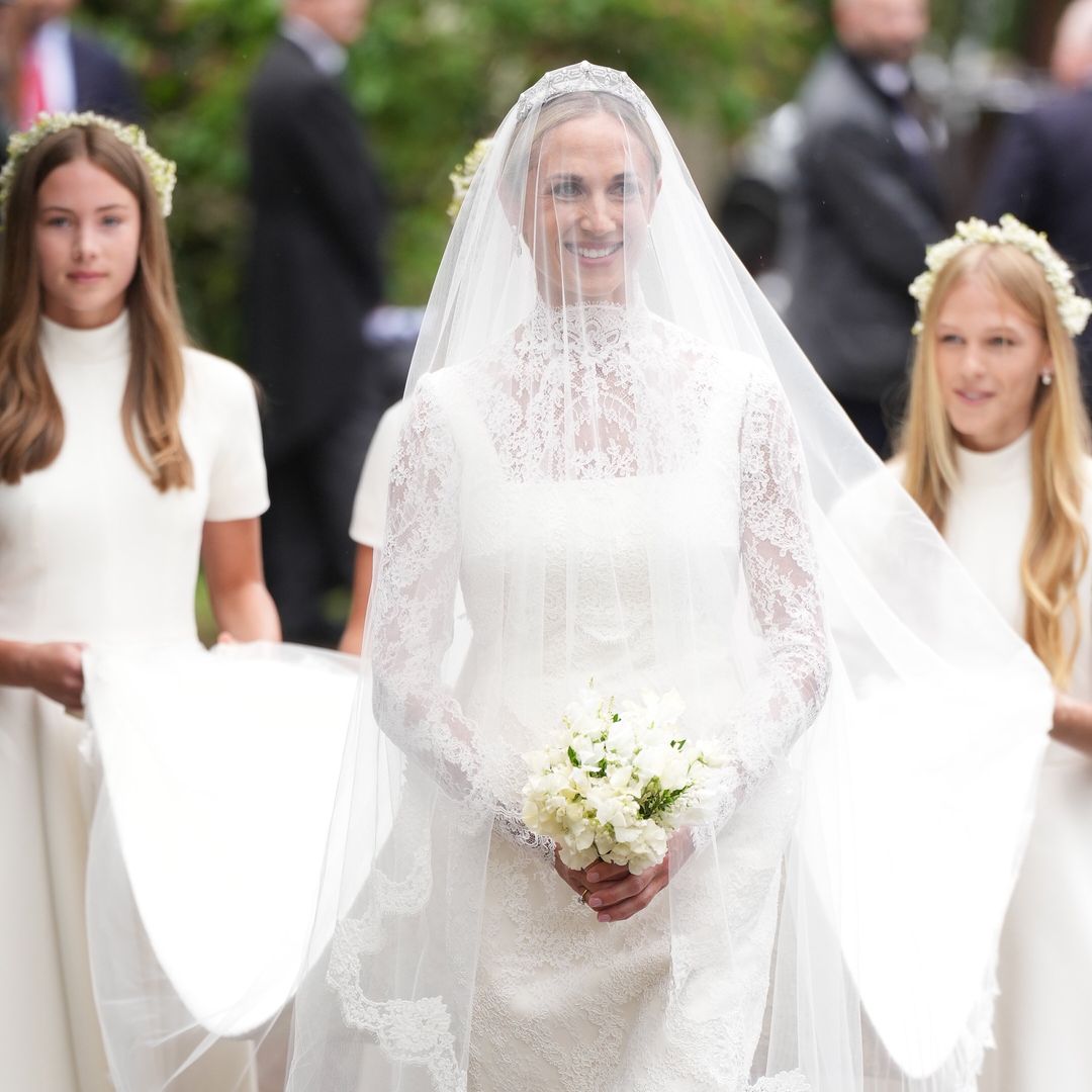 Peter Phillips y Harriet Sperling se dan el 'sí, quiero' en la boda real más esperada del año