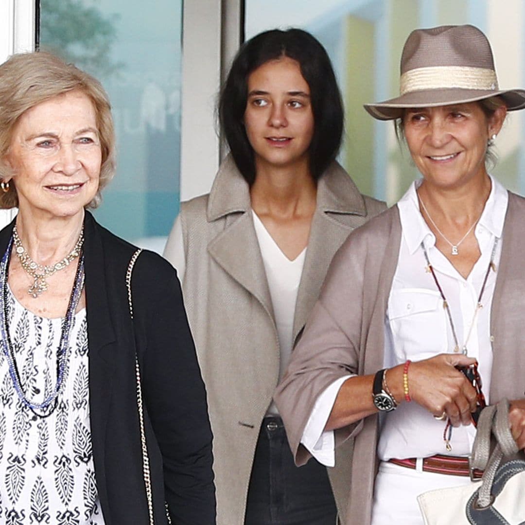 La verdad sobre la relación de la infanta Elena y su hija: Victoria no se ha ido a vivir al Palacio de la Zarzuela con la reina Sofía