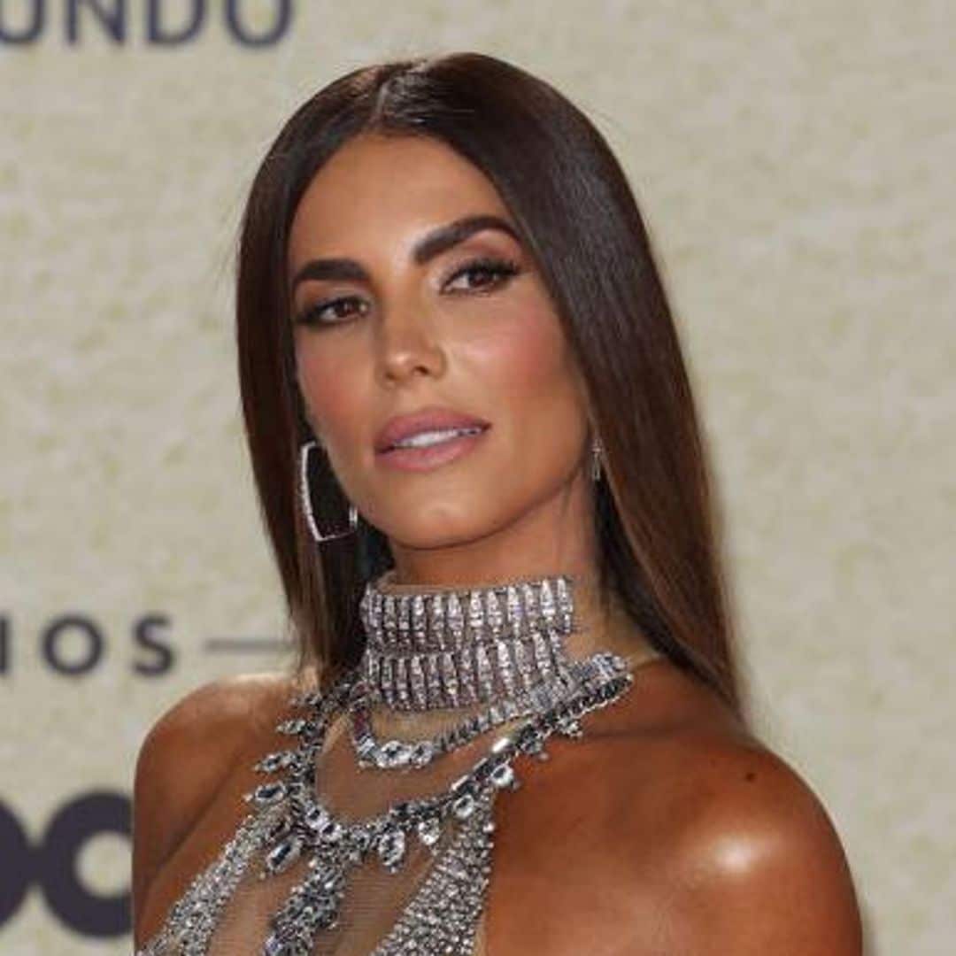 En medio de rumores de ruptura, Gaby Espino disfruta del mar Caribe